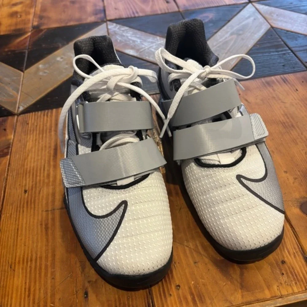 Nike Romaleos 4 SE Weightlifting Shoes M‎ 6/W 7.5 White Silver FZ863 100